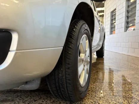 RENAULT Duster 2.0 16V 4P FLEX DYNAMIQUE AUTOM�TICO, Foto 14