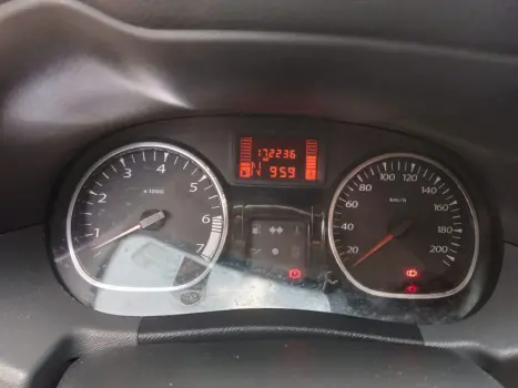 RENAULT Duster 2.0 16V 4P FLEX DYNAMIQUE AUTOM�TICO, Foto 4