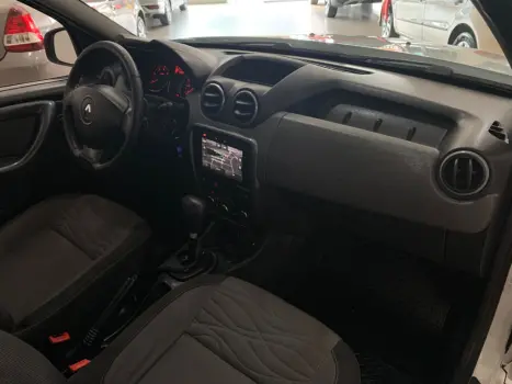 RENAULT Duster 2.0 16V 4P FLEX TECH ROAD II AUTOM�TICO, Foto 13