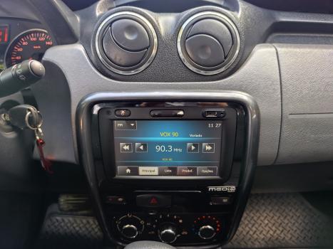 RENAULT Duster 2.0 16V 4P FLEX DYNAMIQUE AUTOM�TICO, Foto 14