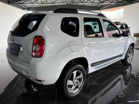 RENAULT Duster 2.0 16V 4P FLEX TECH ROAD II AUTOM�TICO, Foto 6