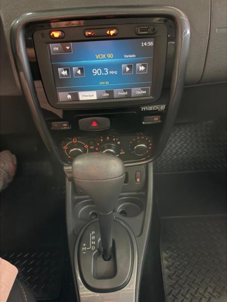 RENAULT Duster 2.0 16V 4P FLEX TECH ROAD II AUTOM�TICO, Foto 7