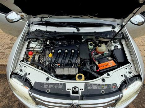 RENAULT Duster 2.0 16V 4P FLEX DYNAMIQUE AUTOM�TICO, Foto 18