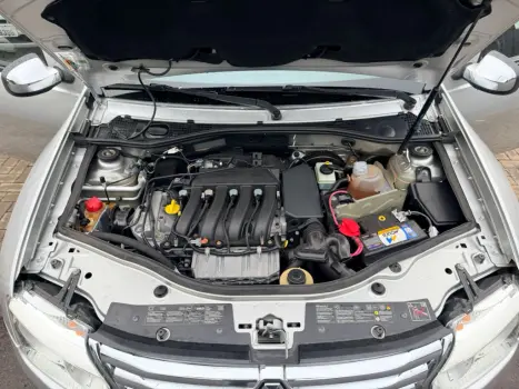 RENAULT Duster 2.0 16V 4P FLEX DYNAMIQUE AUTOM�TICO, Foto 13