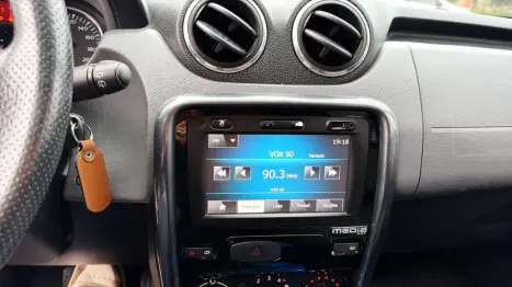 RENAULT Duster 2.0 16V 4P FLEX DYNAMIQUE AUTOM�TICO, Foto 20