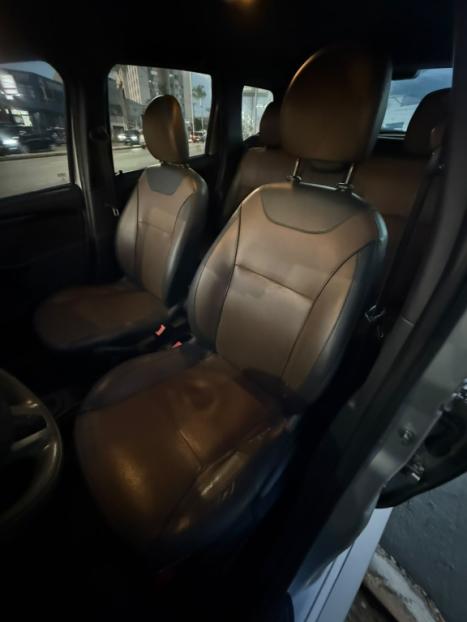 RENAULT Duster 2.0 16V 4P FLEX DYNAMIQUE AUTOM�TICO, Foto 20