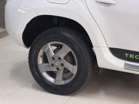 RENAULT Duster 2.0 16V 4P FLEX TECH ROAD AUTOM�TICO, Foto 6