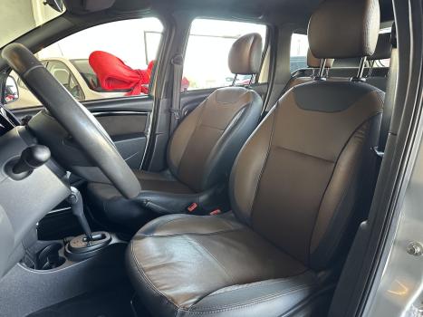 RENAULT Duster 2.0 16V 4P FLEX DYNAMIQUE AUTOM�TICO, Foto 10