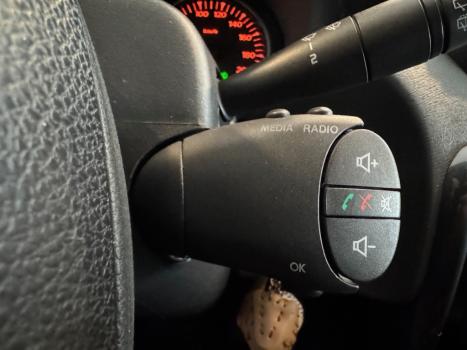RENAULT Duster 2.0 16V 4P FLEX TECH ROAD II AUTOM�TICO, Foto 15