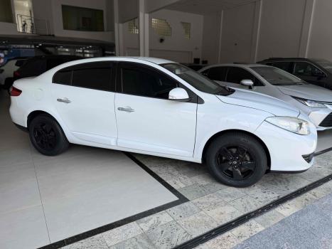 RENAULT Fluence 2.0 16V 4P FLEX DYNAMIQUE AUTOM�TICO, Foto 3