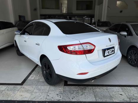 RENAULT Fluence 2.0 16V 4P FLEX DYNAMIQUE AUTOM�TICO, Foto 4