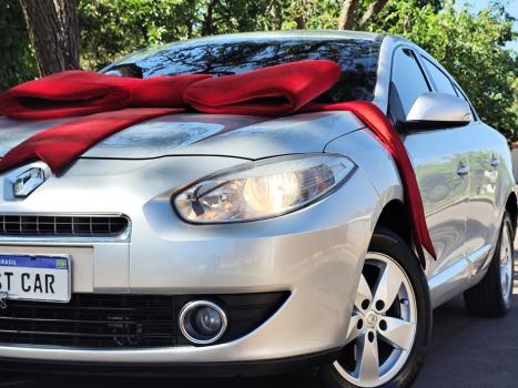 RENAULT Fluence 2.0 16V 4P FLEX DYNAMIQUE AUTOM�TICO, Foto 3