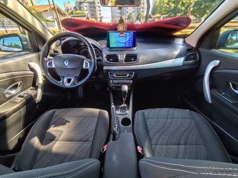 RENAULT Fluence 2.0 16V 4P FLEX DYNAMIQUE AUTOM�TICO, Foto 10