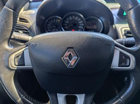 RENAULT Fluence 2.0 16V 4P FLEX DYNAMIQUE AUTOM�TICO, Foto 15