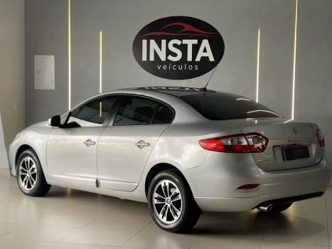RENAULT Fluence 2.0 16V 4P FLEX DYNAMIQUE PLUS AUTOM�TICO, Foto 3