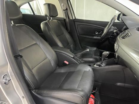 RENAULT Fluence 2.0 16V 4P FLEX DYNAMIQUE PLUS AUTOM�TICO, Foto 8