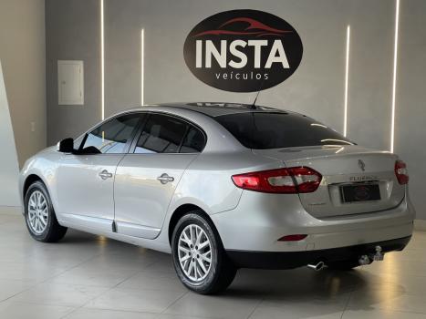 RENAULT Fluence 2.0 16V 4P FLEX DYNAMIQUE PLUS AUTOM�TICO, Foto 4