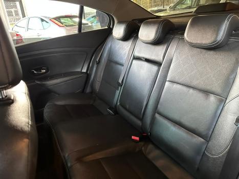 RENAULT Fluence 2.0 16V 4P FLEX DYNAMIQUE PLUS AUTOM�TICO, Foto 6