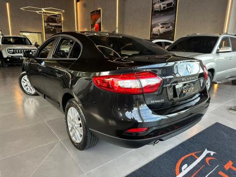 RENAULT Fluence 2.0 16V 4P FLEX DYNAMIQUE PLUS AUTOM�TICO, Foto 13