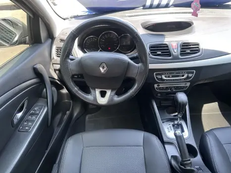 RENAULT Fluence 2.0 16V 4P FLEX DYNAMIQUE AUTOMÁTICO, Foto 14