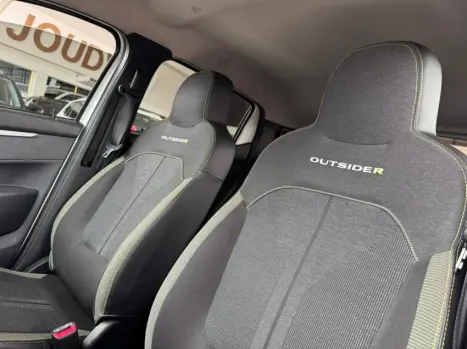RENAULT Kwid 1.0 12V 4P SCE FLEX OUTSIDER, Foto 17