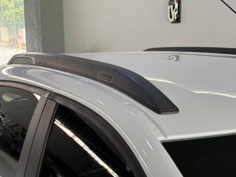 RENAULT Kwid 1.0 12V 4P SCE FLEX OUTSIDER, Foto 3