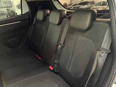 RENAULT Kwid 1.0 12V 4P SCE FLEX OUTSIDER, Foto 15