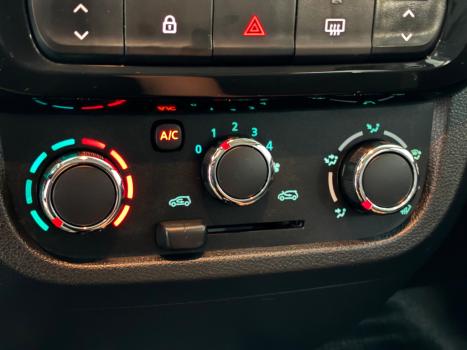 RENAULT Kwid 1.0 12V 4P SCE FLEX OUTSIDER, Foto 20