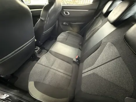 RENAULT Kwid 1.0 12V 4P SCE FLEX OUTSIDER, Foto 10