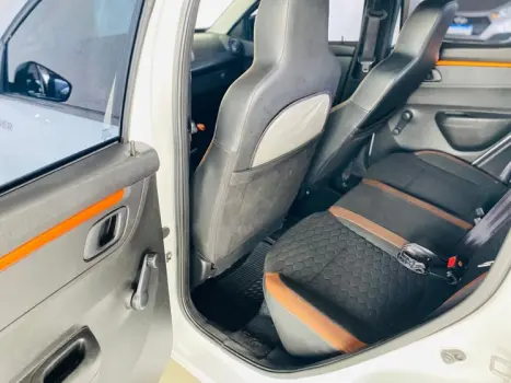 RENAULT Kwid 1.0 12V 4P SCE FLEX OUTSIDER, Foto 12