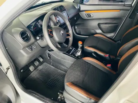 RENAULT Kwid 1.0 12V 4P SCE FLEX OUTSIDER, Foto 14