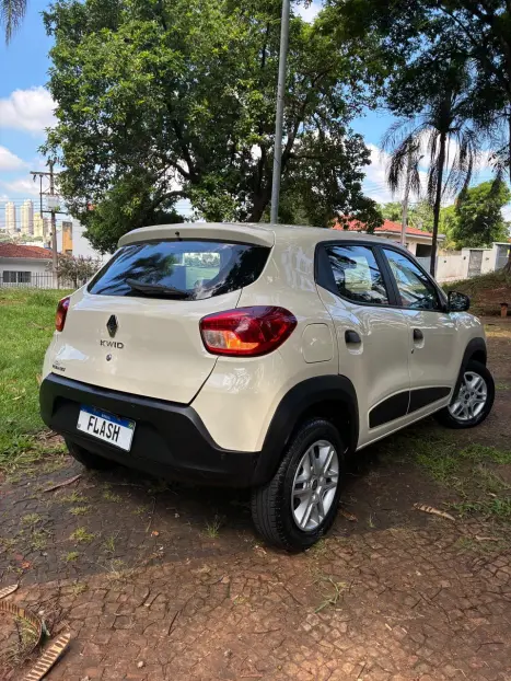 RENAULT Kwid 1.0 12V 4P SCE FLEX ZEN, Foto 8