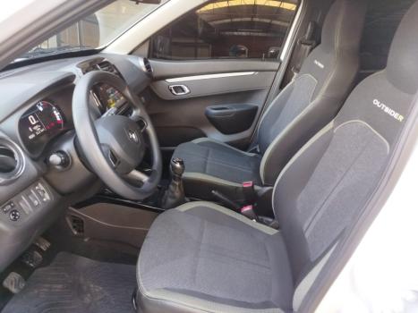 RENAULT Kwid 1.0 12V 4P SCE FLEX OUTSIDER, Foto 10