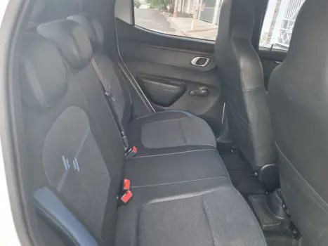 RENAULT Kwid 1.0 12V 4P SCE FLEX INTENSE, Foto 11