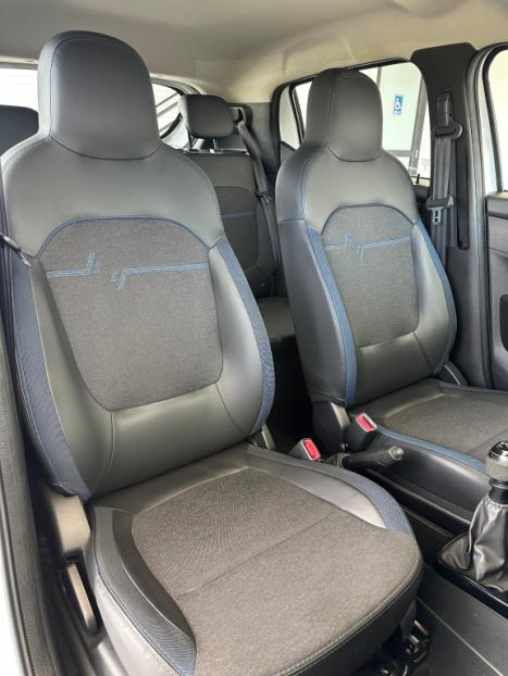 RENAULT Kwid 1.0 12V 4P SCE FLEX INTENSE, Foto 12