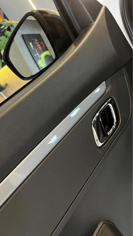 RENAULT Kwid 1.0 12V 4P SCE FLEX OUTSIDER, Foto 9