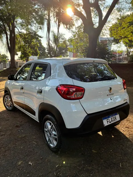 RENAULT Kwid 1.0 12V 4P SCE FLEX ZEN, Foto 10