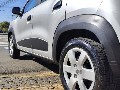 RENAULT Kwid 1.0 12V 4P SCE FLEX ZEN, Foto 10