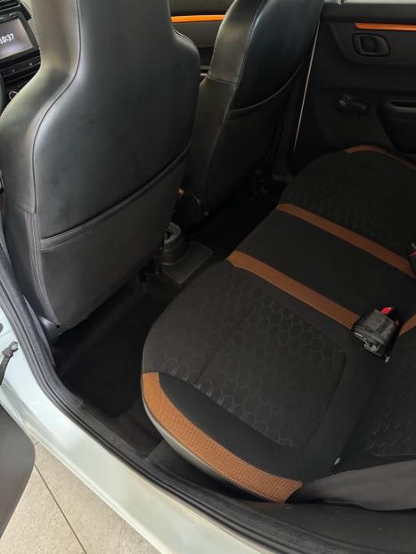 RENAULT Kwid 1.0 12V 4P SCE FLEX OUTSIDER, Foto 6