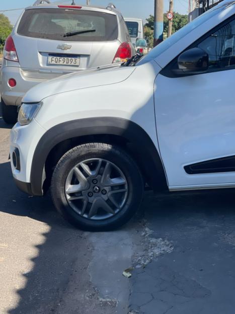 RENAULT Kwid 1.0 12V 4P SCE FLEX INTENSE, Foto 5