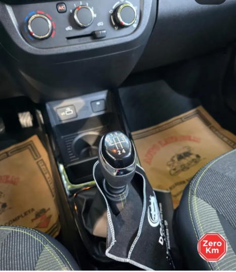RENAULT Kwid 1.0 12V 4P SCE FLEX OUTSIDER, Foto 3