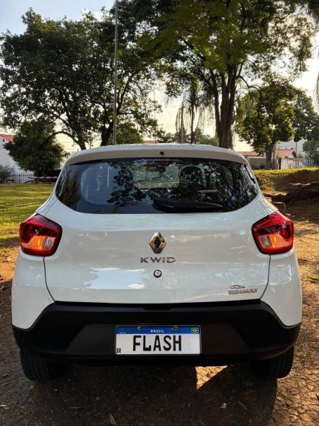 RENAULT Kwid 1.0 12V 4P SCE FLEX ZEN, Foto 9