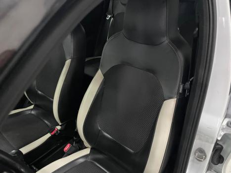 RENAULT Kwid 1.0 12V 4P SCE FLEX INTENSE, Foto 14