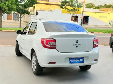 RENAULT Logan 1.0 12V 4P FLEX SCE ZEN, Foto 2