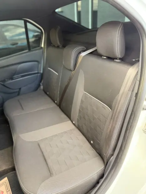 RENAULT Logan 1.0 12V 4P FLEX SCE ZEN, Foto 9