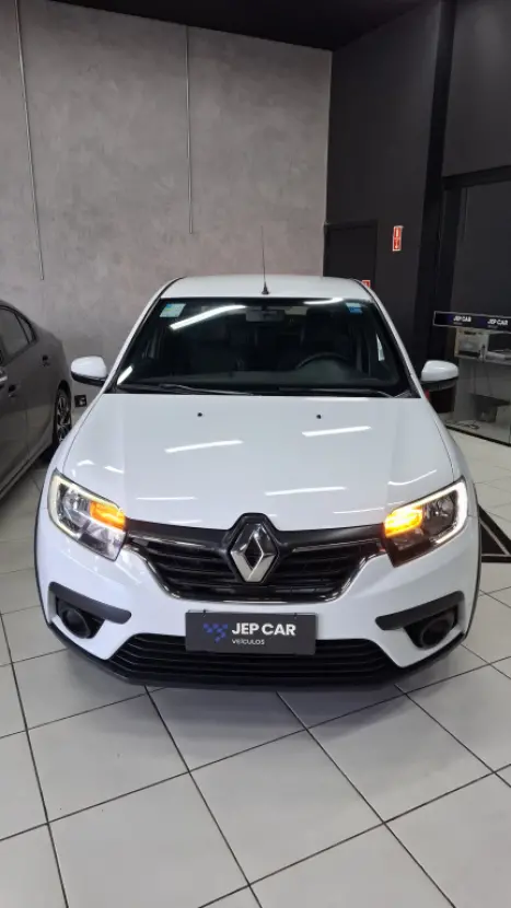 RENAULT Logan 1.6 16V 4P FLEX SCE ZEN X-TRONIC AUTOM�TICO CVT, Foto 2