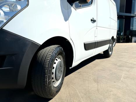 RENAULT Master 2.3 16V 3P DCI DIESEL FURGO L1H1, Foto 9