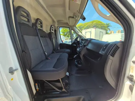 RENAULT Master 2.3 16V 3P DCI DIESEL FURG�O L3H2, Foto 9