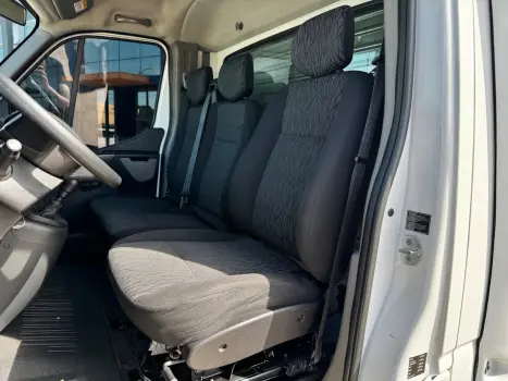 RENAULT Master 2.3 16V DCI DIESEL CHASSI CABINE L2H1, Foto 8