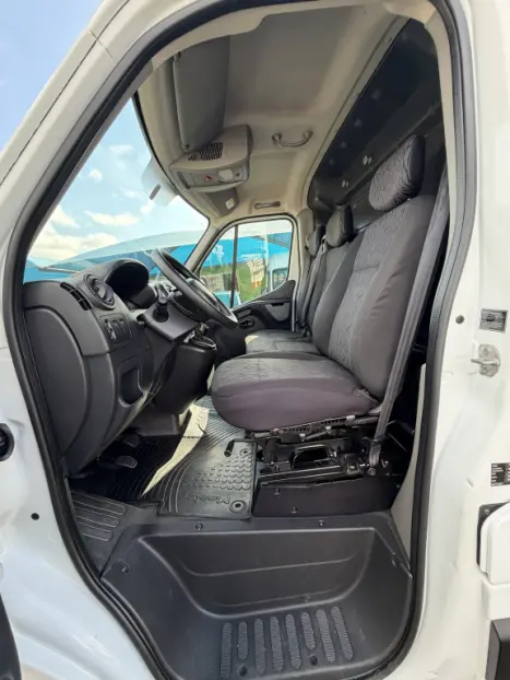 RENAULT Master 2.3 16V 3P DCI DIESEL FURG�O L2H2, Foto 11